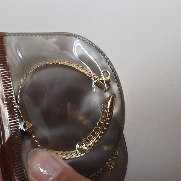 Nwt Waterproof Non Tarnish Jewelry Set - Picture 5 of 10